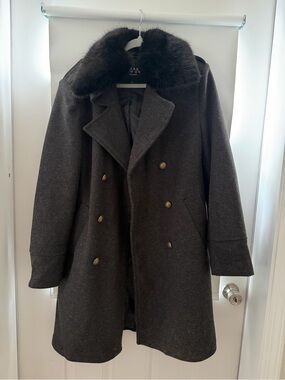 Boohoo Men's Double-Breasted Dark Brown Trench Coat with Fur Collar